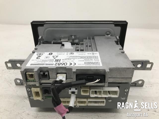 Bilstereo navigasjon til Toyota Auris 2015-2019 (Type II, Fase 2)  (8614002400|)