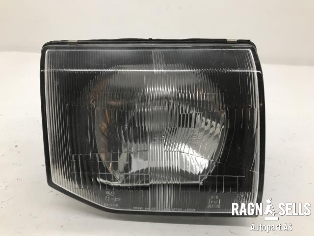 Frontlykt høyre halogen til Mitsubishi Pajero, 1992-1999 (Type II)  (MB831072)