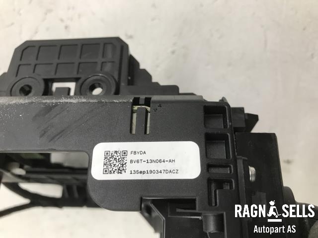 Bryter combi til Ford Focus 2011-2014 (Type III, Fase 1)  (BV6T13N064AH|AV6T13335AD|)