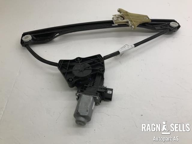 Ruteheis venstre foran til VW Amarok 2010-2016 (Type I, Fase 1)  (6R0959801M|)