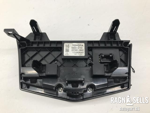 Varmeapparat betjening til Toyota Prius +7 2012-2020 (Type III) (stasjonsvogn) (stasjonsvogn) (TOYOTA|5590047161|2370006642|)