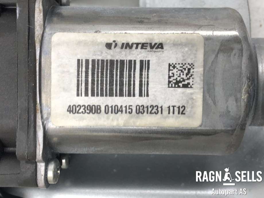 Ruteheis høyre foran til Kia Sportage 2010-2016 (Type III)  (INTEVA|402390|010415|0312311T12)