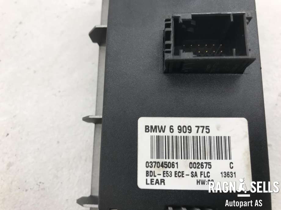 Bryter lys til BMW X5 2000-2006 (E53) (E53) (61 31 8 380 255|)