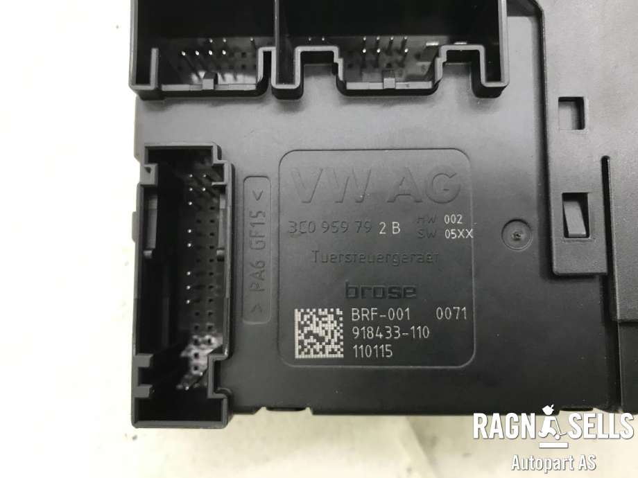 Ruteheis, kun motor, høyre foran til VW Passat 2011-2015 (B7) (B7) (VW|3C0959792B|)