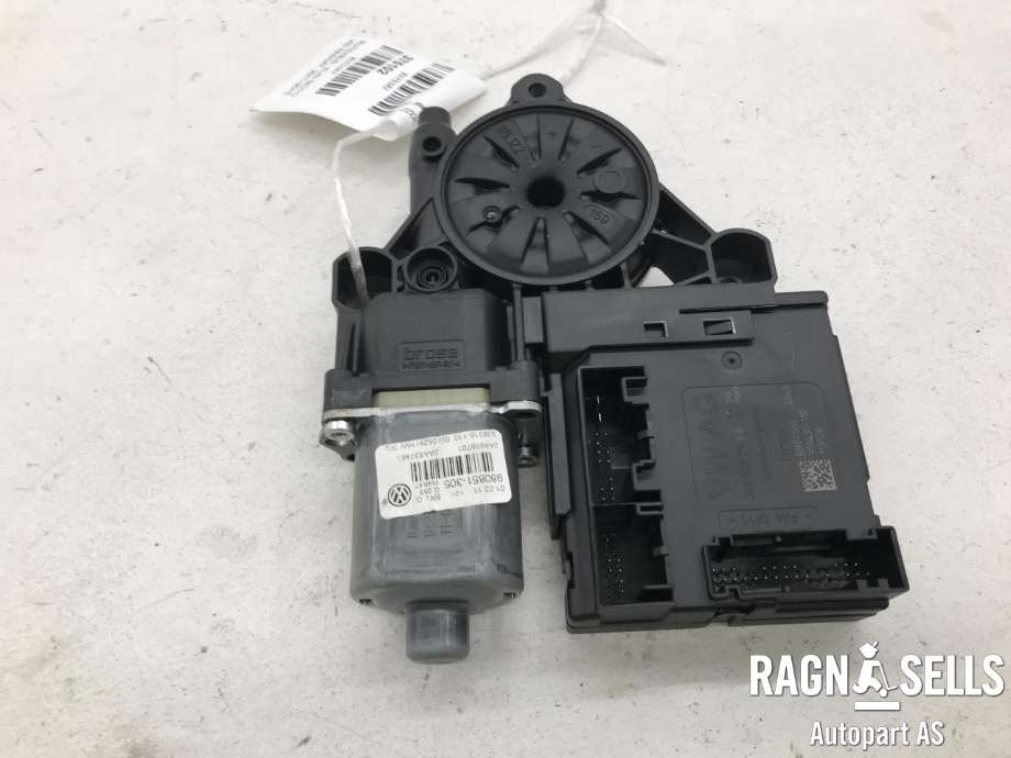 Ruteheis, kun motor, venstre foran til VW Passat 2011-2015 (B7) (B7) (VW|3C0959793B|)