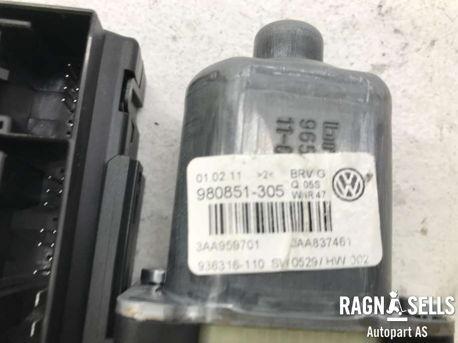 Ruteheis, kun motor, venstre foran til VW Passat 2011-2015 (B7) (B7) (VW|3C0959793B|)