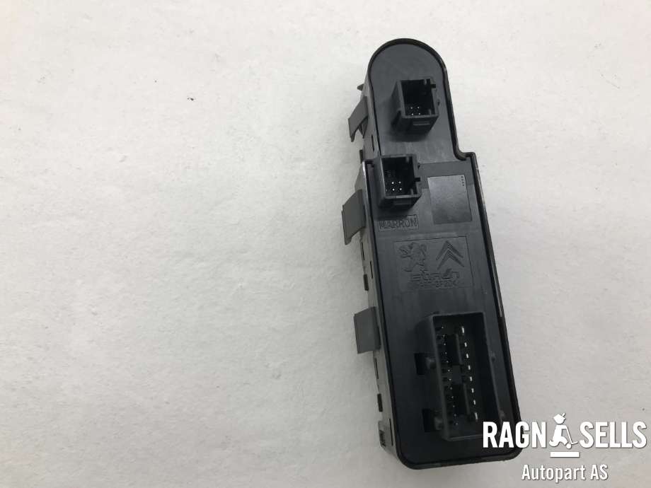 Bryter ruteheis førerdørspanel til Citroën C3 2010-2016 (Type II)  (96652236XT|)