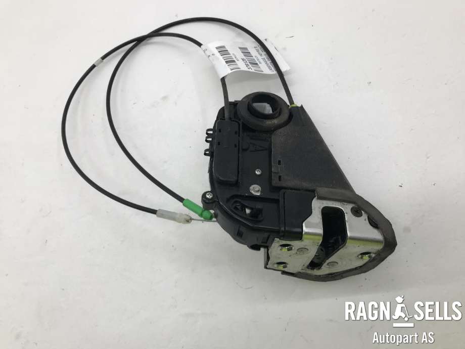 Låsekasse høyre bak til Toyota Prius 2004-2009 (Type II) (COMBI) (COMBI) (6905047040|6905047041|)