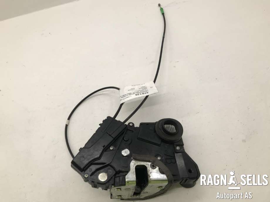 Låsekasse høyre foran til Toyota Prius 2004-2009 (Type II) (COMBI) (COMBI) (6903047080|6903047081|)