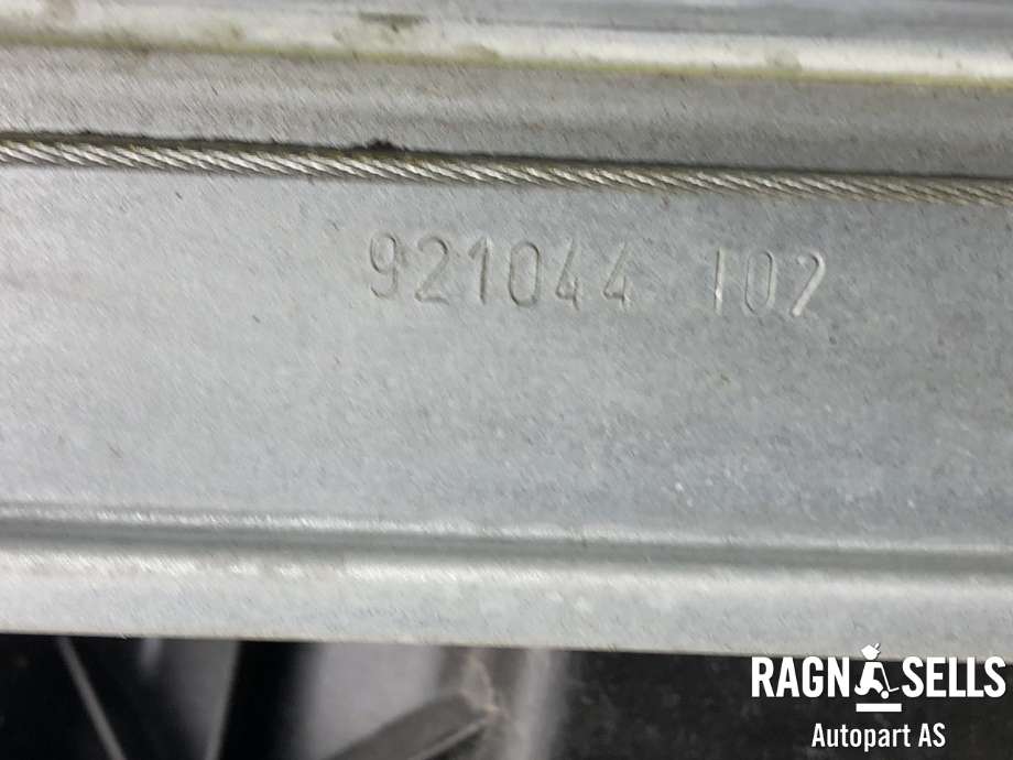 Ruteheis høyre bak til Volvo V60 2010-2013 (Type I, Fase 1)  (BROSE|6158385882525695|130324966265102|31343873)