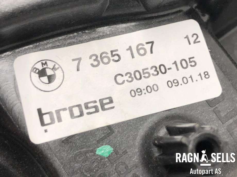 Ruteheis venstre bak til BMW 5-Serie 2017-->> (G30/G31) (G30/G31) (51357455083|)