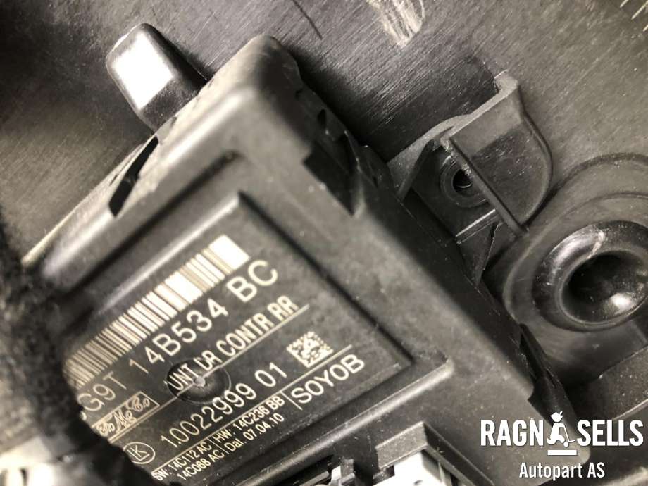 Ruteheis venstre bak til Volvo V70 2007-2013 (Type III, Fase 1)  (BROSE|6024609582034796|)