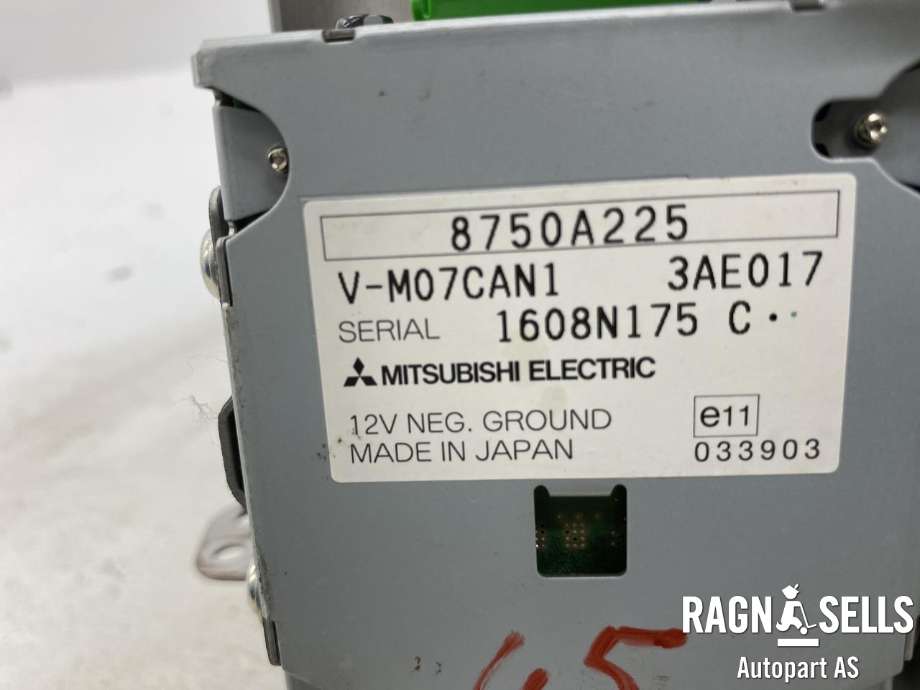 Bilstereo navigasjon til Mitsubishi ASX 2010-2019 (8750A225|1608N175C|)