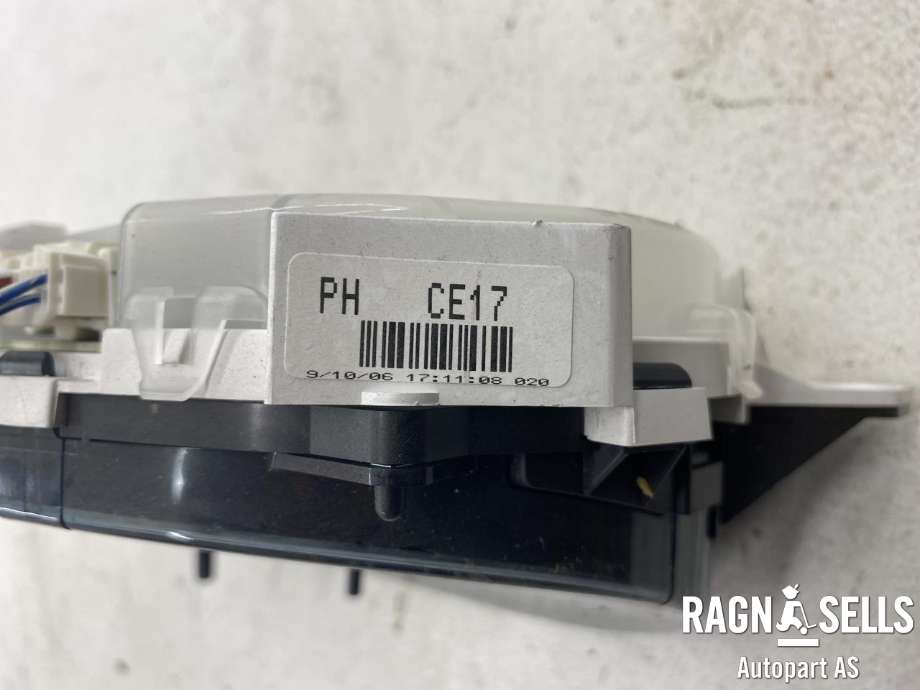 Instrumentpanel til Mazda 5 2005-2010 (Type I) (CE1755471|)