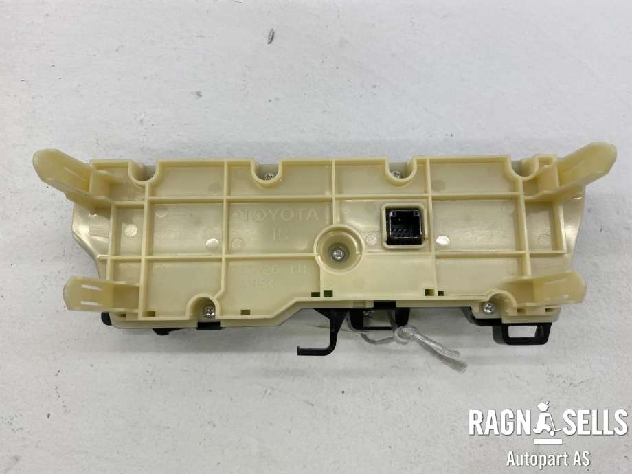 Varmeapparat betjening til Toyota Prius 2009-2016 (Type III) (COMBI) (COMBI) (5590047020|)