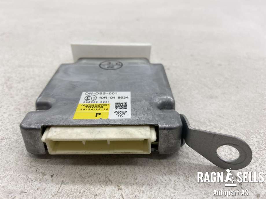 Styreenhet diverse til Toyota Land Cruiser 150 2014-->> (Fase 2)  (8815060110|)