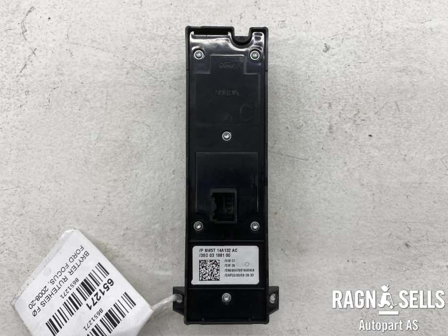Bryter ruteheis førerdørspanel til Ford Focus 2008-2010 (Type II, Fase 2)  (8M5T14A132AC|)