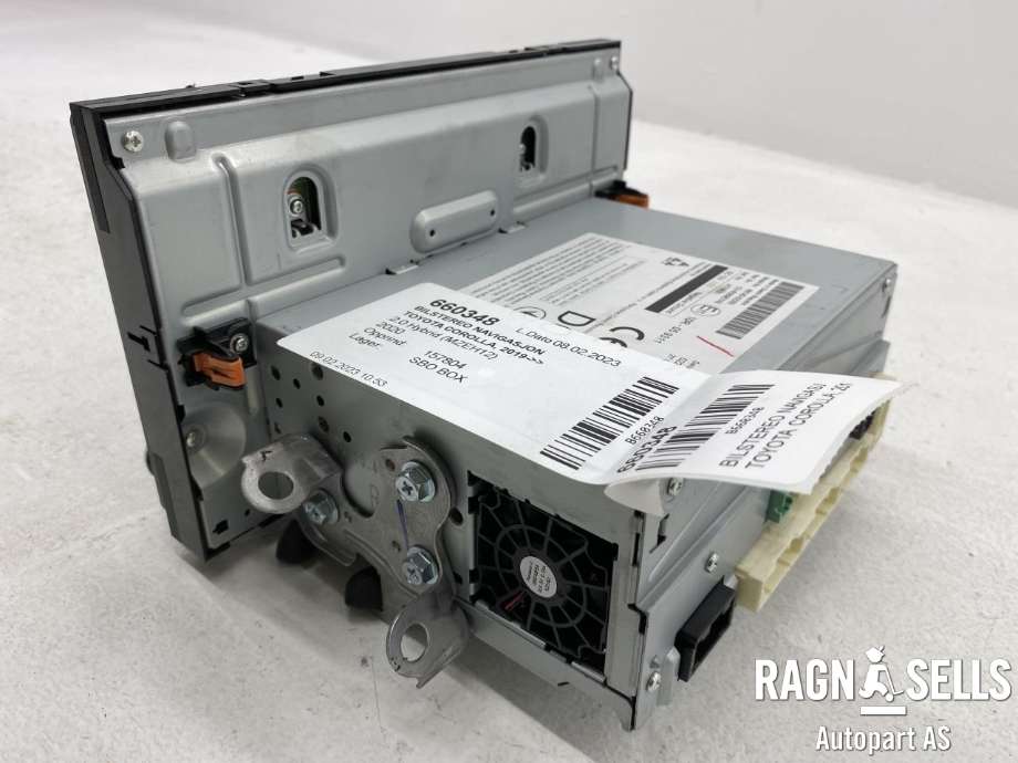 Bilstereo navigasjon til Toyota Corolla 2019-->>  (8614002D00|SVRS69E7AE|)