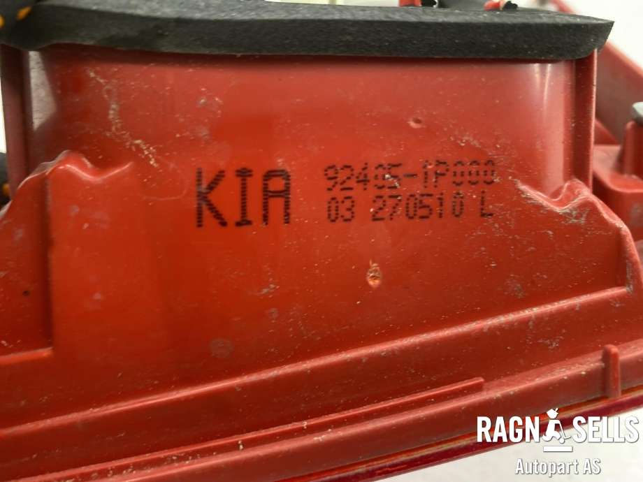 Baklykt venstre indre til Kia Venga 2010-2017  (924051P000|)
