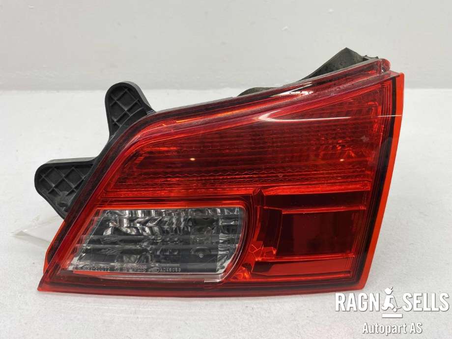 Baklykt høyre indre til Subaru Outback 2009-2014 (Type IV) (84912AJ250|)