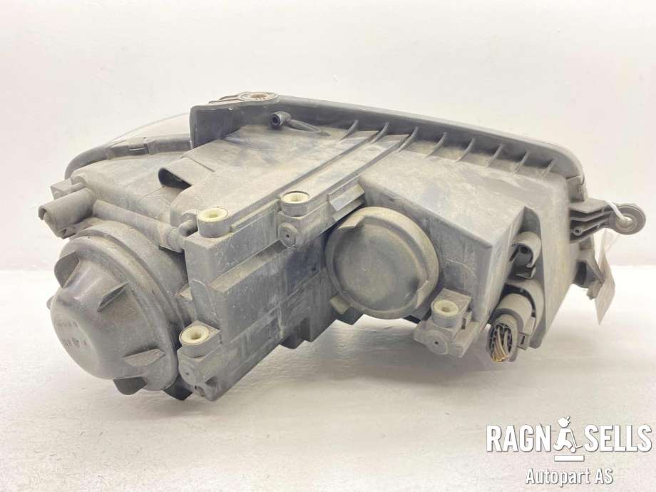 Frontlykt venstre halogen til VW Touran 2007-2010 (Type I, Fase 2) (1T1941005B|)