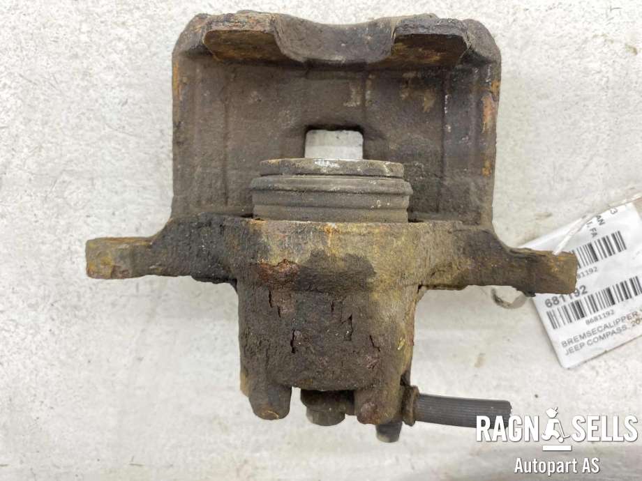 Bremsecaliper venstre foran til Jeep Compass 2012-2016 (Type I, Fase 2)  (5191 239AA|)