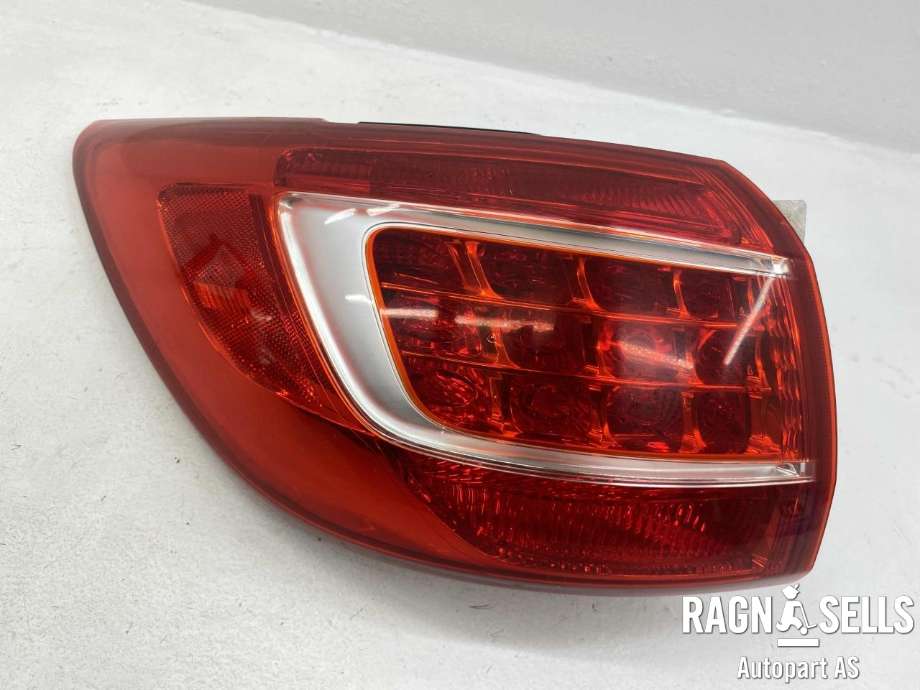 Baklykt venstre ytre til Kia Sportage 2010-2016 (Type III) (924103W010|)