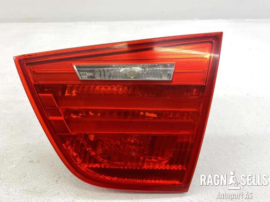 Baklykt høyre indre til BMW 3-Serie 2005-2011 (E90/E91/E92/E93) (E90/E91/E92/E93) (7154162|)