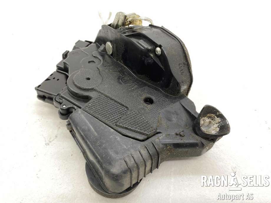 Låsekasse høyre foran til Toyota Yaris 2006-2009 (Type II, Fase 1)  (690300D140|)