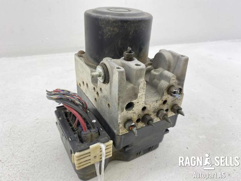 ABS sentral til Mitsubishi L200 1996-2006 (Type III) (1338007110|)