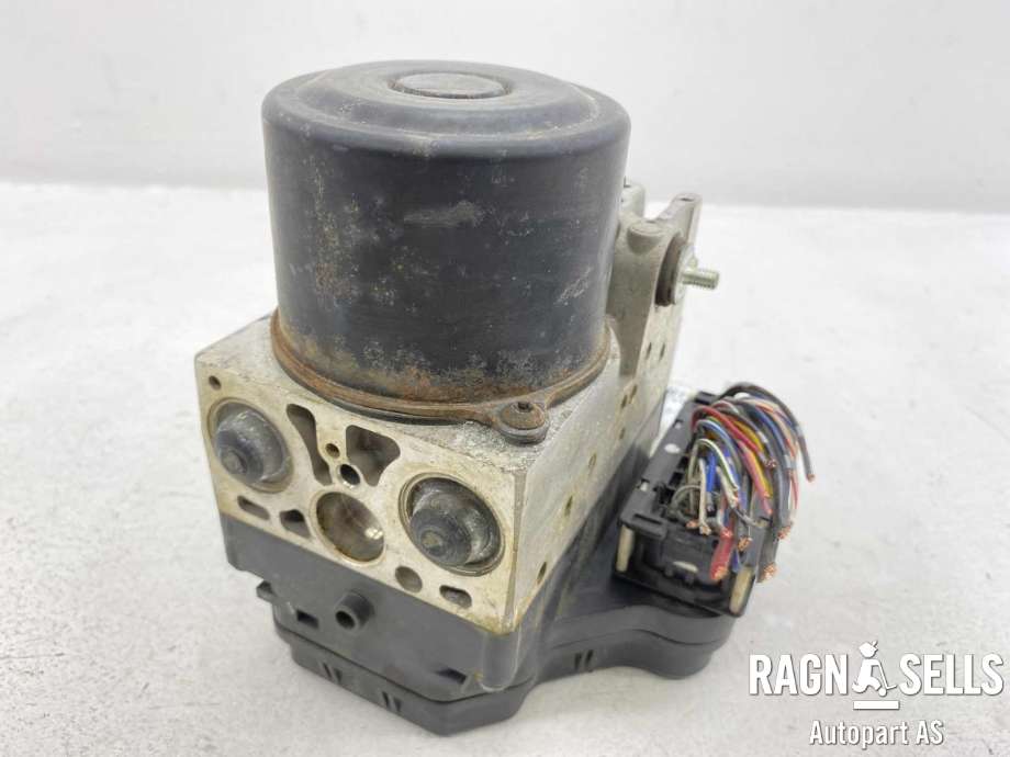 ABS sentral til Mitsubishi L200 1996-2006 (Type III) (1338007110|)