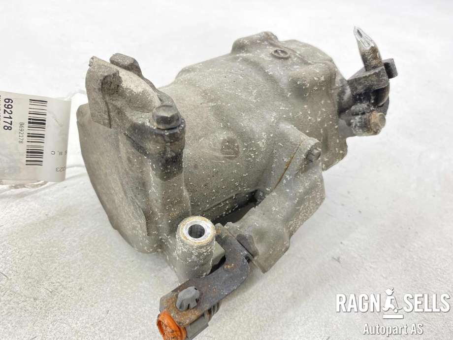 Aircondition kompressor til Toyota Prius 2004-2009 (Type II) (COMBI) (COMBI) (DENSO|8837047010|)