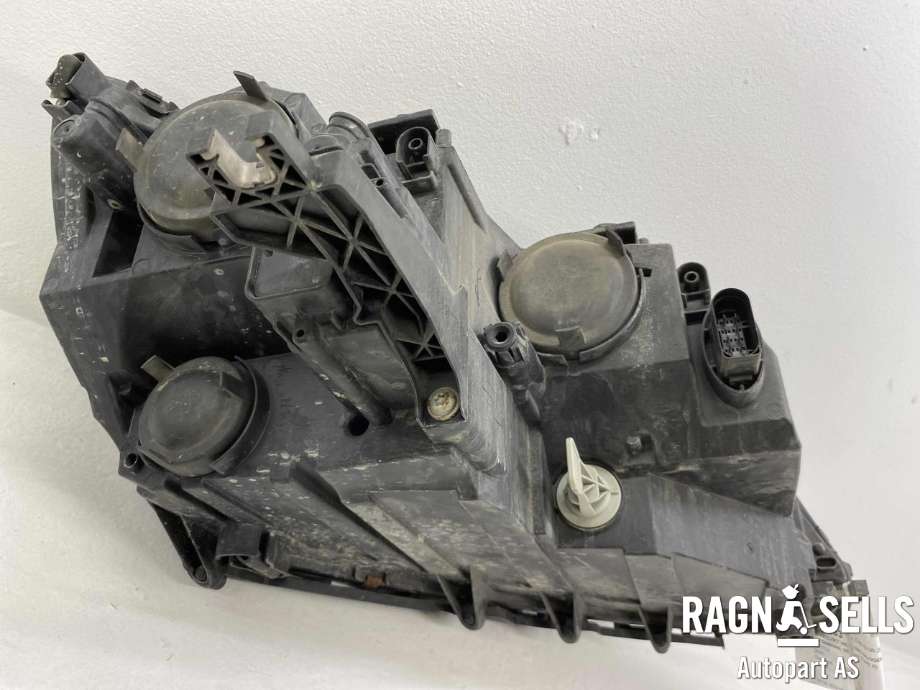 Frontlykt venstre halogen til VW Sharan 2010-->> (Type II) (7N1 941 005|)