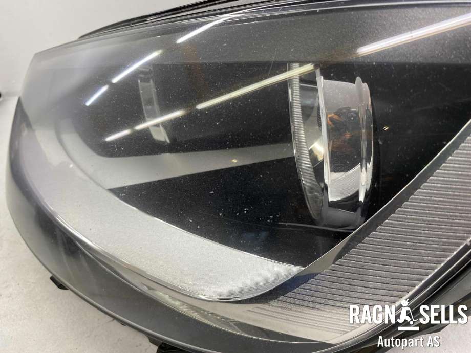Frontlykt venstre halogen til VW Sharan 2010-->> (Type II) (7N1 941 005|)