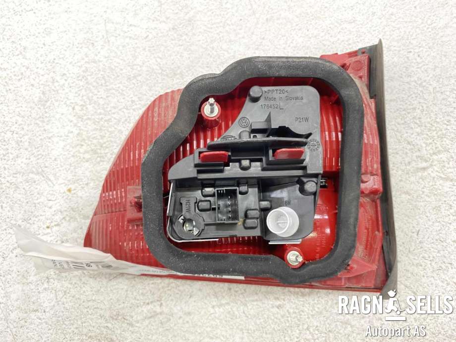 Baklykt venstre indre til VW Touran 2010-2015 (Type I, Fase 3)  (1T0 945 093|)