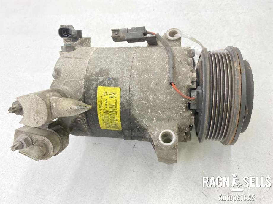 Aircondition kompressor til Ford Focus 2011-2014 (Type III, Fase 1) (FOMOCO|2414013|2100870|DV6119D629FA | DV6119D629FB | DV6119D629FD|DV6119D629FF | DV6119D629FG|CV61 19D629 FB | CV6119D629FC | CV6119D629FE)