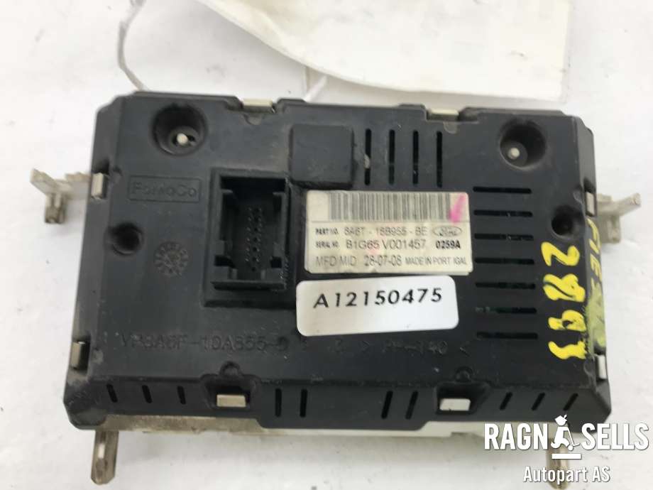 Instrument diverse til Ford Fiesta 2002-2008 (Type V)  (8A6T18B955BE|)