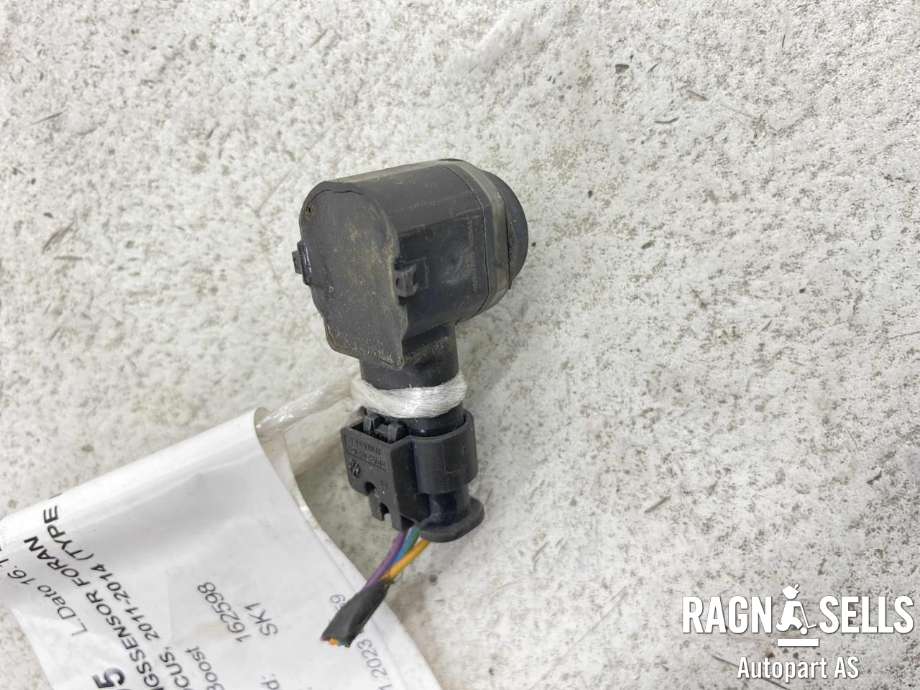 Parkeringssensor foran til Ford Focus 2011-2014 (Type III, Fase 1)  (CJ5T 15K859 AAW|)