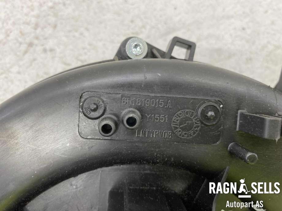 Varmeapparat motor til Škoda Roomster 2010-2015 (Fase 2)  (6R1 819 015A|)