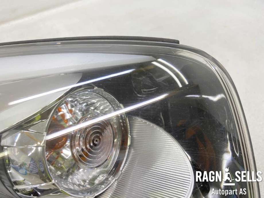 Frontlykt høyre xenon til Kia Picanto 2011-2017 (Type II)  (921021Y311|)