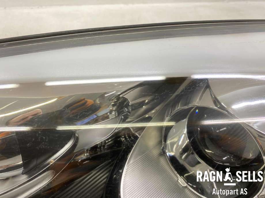 Frontlykt venstre xenon til Kia Picanto 2011-2017 (Type II) (921011Y311|)
