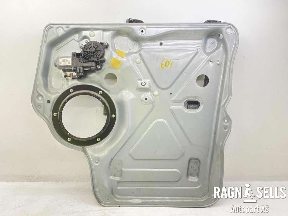 Ruteheis høyre foran til VW Transporter / Caravelle, 2003-2009 (Fase 1) (T5) (T5) (7H0 837 754 C)