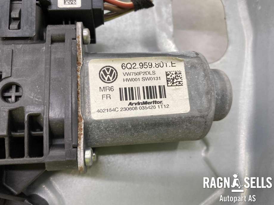 Ruteheis høyre foran til VW Transporter / Caravelle 2003-2009 (Fase 1) (T5) (T5) (7H0 837 754 C|)