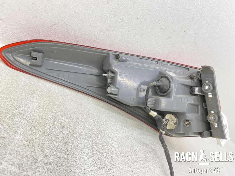 Baklykt høyre ytre til Hyundai i40 2012-2017  (92402 3Z300|)
