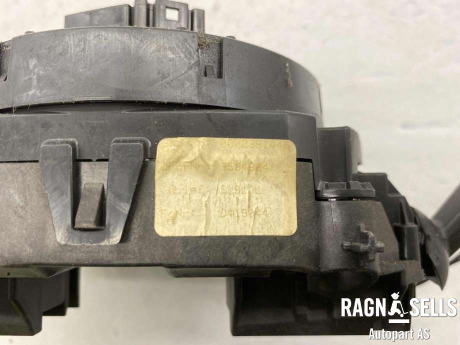 Bryter combi til BMW 4-Serie 2013-2020 (F32/F33/F36) (F32/F33/F36) (9351 143 01|)
