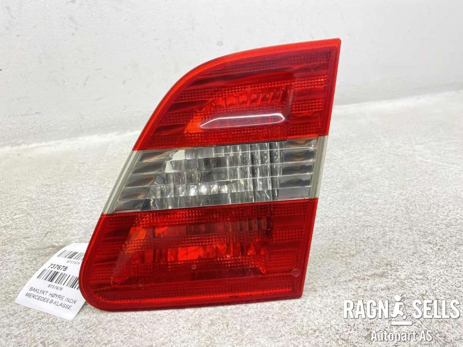Baklykt høyre indre til Mercedes B-Klasse 2008-2011 (Fase 2) (W245) (W245) (A169 820 1664|)