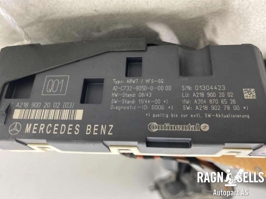 Baklukeåpner motor til Mercedes CLS 2011-2017 (C218) (C218) (BROSE|A218 820 0442|A218 900 2002|A 204 820 30 42)