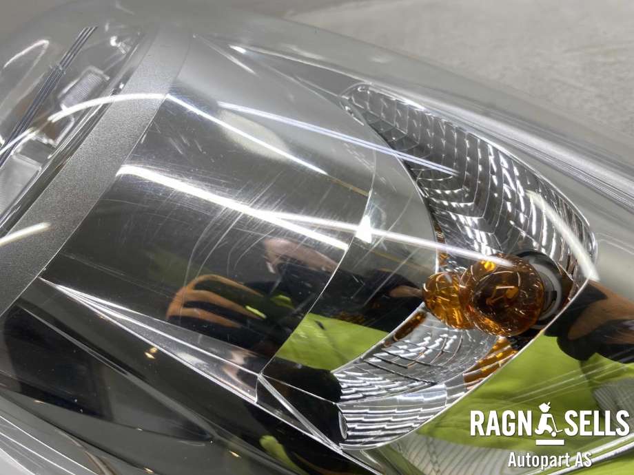 Frontlykt venstre halogen til Renault Kangoo 2008-2021 (Type II)  (260607383R|)