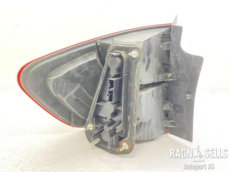 Baklykt høyre ytre til BMW X1 2009-2015 (E84) (E84) (6321 2990110 08|63 21 2 990 110|)