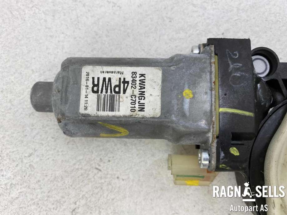 Ruteheis høyre bak til Hyundai i20 2015-2020 (Type II)  (BOSCH|83402 C7010|82460 C7000|)